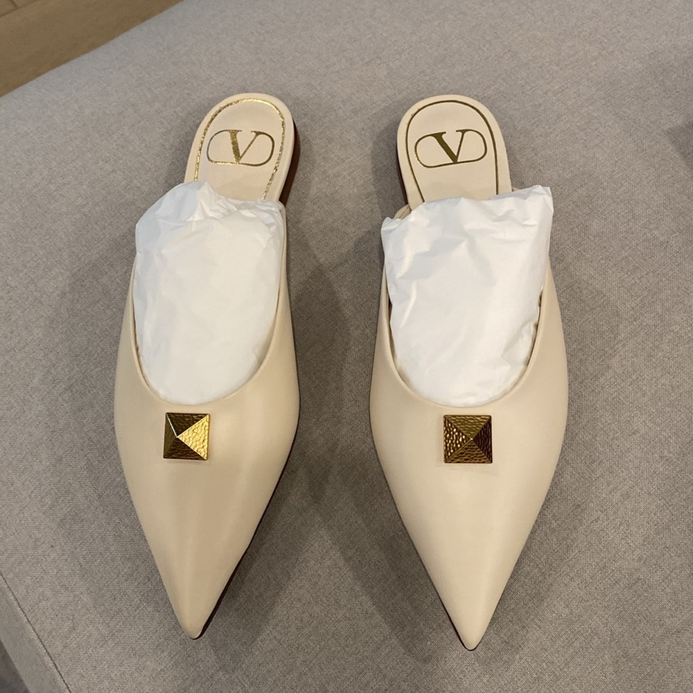 New Valentino Flats-Size 35